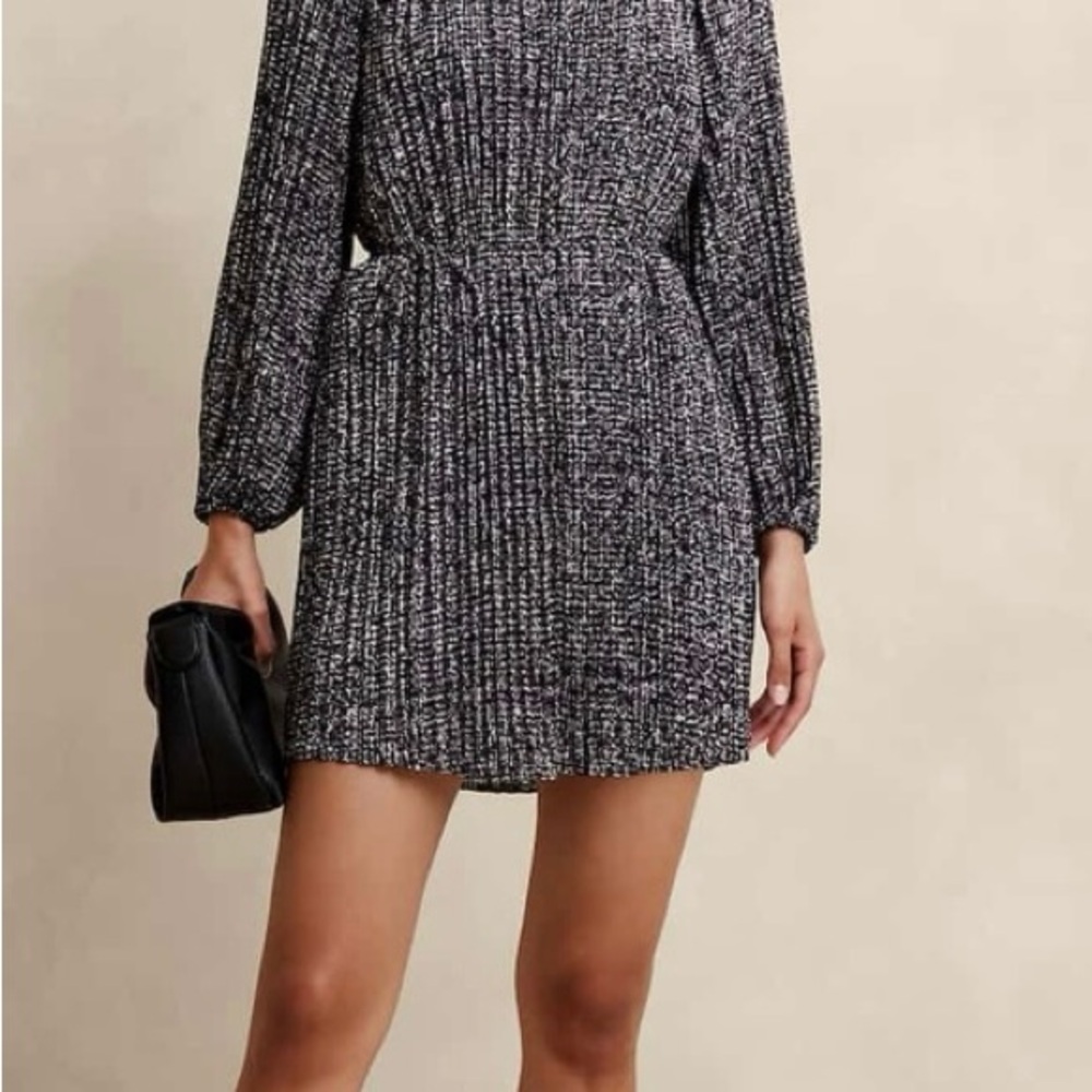 Chiffon mini dress - Picture 2 of 3